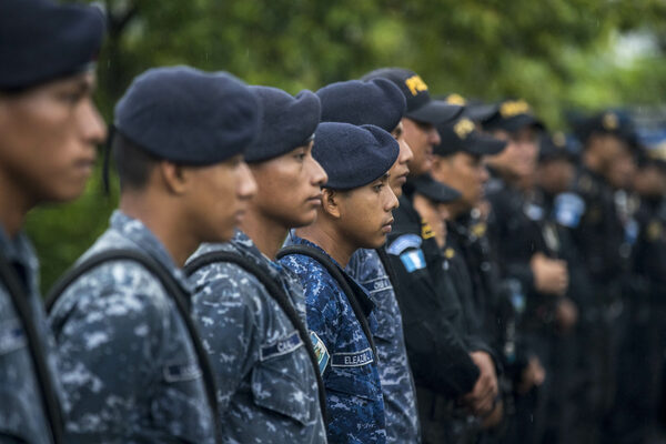 Guatemala desplegará más de 68.000 policías y militares durante las elecciones del 25 de junio - MarketData