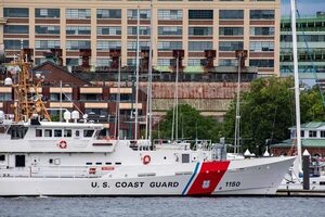 La Guardia Costera de EE.UU. busca el submarino que llevaba a turistas a ver el Titanic - Mundo - ABC Color