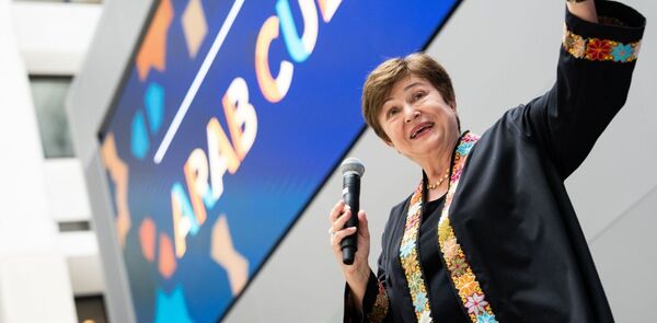 Kristalina Georgieva, directora del FMI llama a intensificar esfuerzos para tomar decisi贸n sobre la moneda digital - Revista PLUS