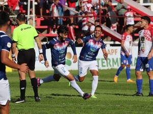Pastoreo FC sale victorioso de Carapeguá   - APF