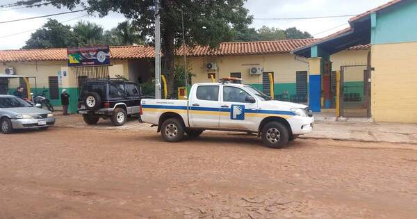 La Nación / Tras serie de asaltos, instalan botón de pánico en escuela de Ypané