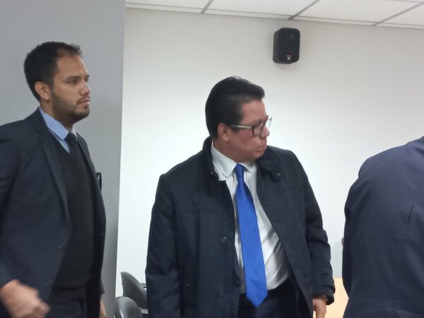 Condenan a 2 años de prisión con suspensión a prueba a excontralor por el caso Ivesur