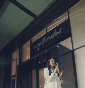 Hotel Esplendor presentó nueva fachada con una obra de Lili Cantero - Unicanal