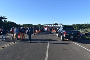 Ultimátum para firma de contrato colectivo - Nacionales - ABC Color