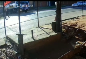 (VIDEO) Otra persona muere arrollada en Villa Elisa