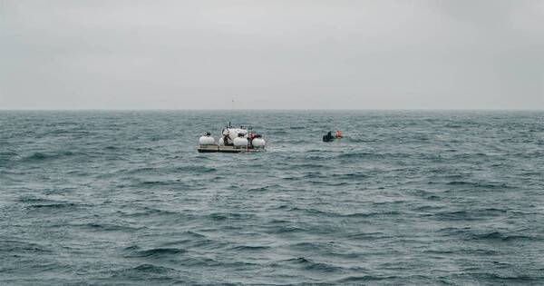 La Nación / Búsqueda desesperada: submarino tiene reservas de oxígeno para 96 horas
