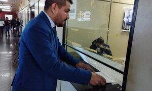 Denuncian al director de Policía de Alto Paraná y al asesor jurídico por desacato a una orden judicial – Diario TNPRESS