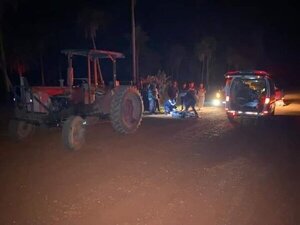 Niño muere aplastado por un tractor