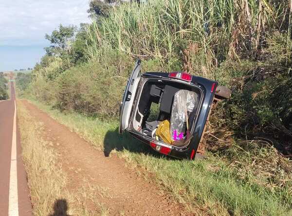 CAMIONETAS PROTAGONIZAN ACCIDENTE SOBRE RUTA GRANEROS DEL SUR EN LA PAZ