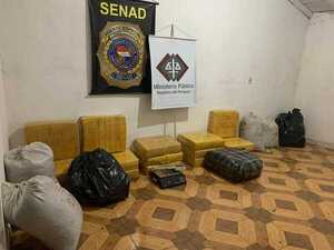 SENAD DECOMISA 400 KG DE DROGAS EN EL B° SAN ISIDRO DE ENCARNACIÓN - Itapúa Noticias