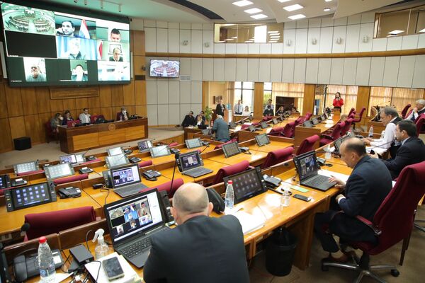 Diario HOY | Senado reanuda estudio de la Reforma Policial
