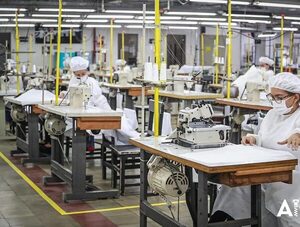 Asociación de Confeccionistas busca ley para visar productos de industria nacional · Radio Monumental 1080 AM