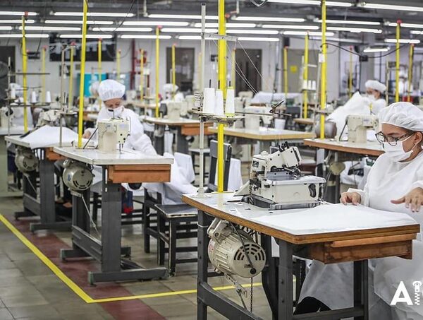 Asociación de Confeccionistas busca ley para visar productos de industria nacional · Radio Monumental 1080 AM