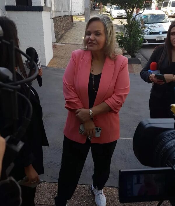 Lilian Samaniego también planteó presidir el Congreso pero duda contar con apoyo - Política - ABC Color