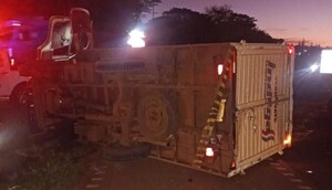 Diario HOY | Camioneta chocó a camión repartidor en la parte trasera y provocó vuelco