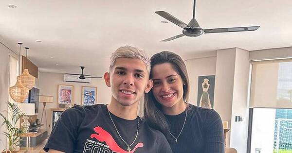 La Nación / ¡Julio Enciso presume en redes a su novia!