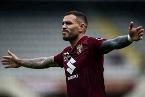 Haijueee! Los equipos de la Premier que quieren fichar a un paraguayo goleador