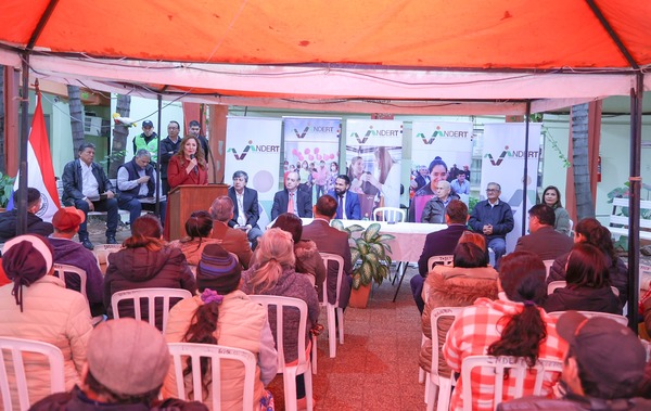 Destacan regularización histórica de tierras