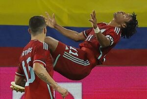 Colombia se impone a Alemania con justicia y solvencia - Fútbol Internacional - ABC Color