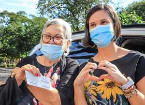 Programa del Adulto Mayor realiza concurso de fotografía fomentando el buen trato - .::Agencia IP::.