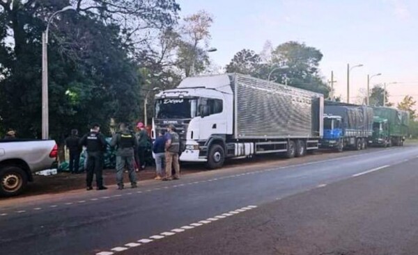 Imputan a camioneros por contrabando de productos frutihortícolas