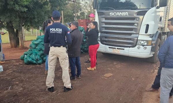 Imputan a conductores de tractocamiones por contrabando de productos frutihortícolas
