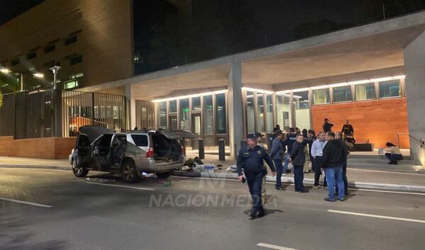 (VIDEO) Alemán que atropelló embajada yanky quería pedir asilo tras amenaza de muerte