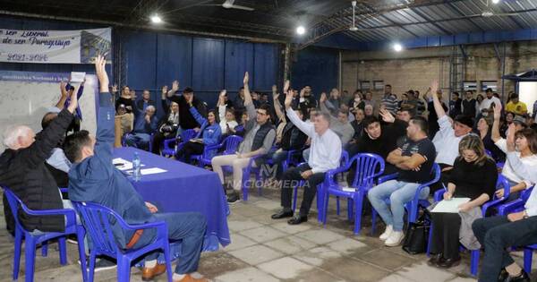 La Nación / Liberales aprueban convocatoria a convención nacional extraordinaria