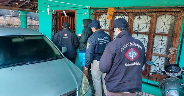 La Nación / Detienen a empleadas de cooperativa
