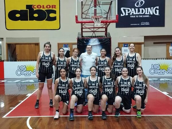 Balonceseto: Félix Pérez arranca con el pie derecho derrotando a Libertad - Polideportivo - ABC Color