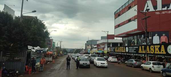 Tráfico fluido en la zona primaria de Encarnación