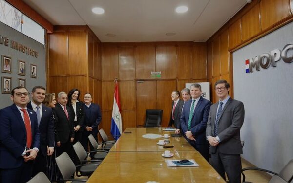 La transición se inicia oficialmente en Obras Públicas y Defensa Nacional - El Independiente