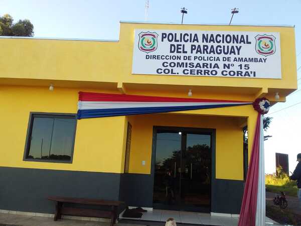 Motochorros asaltan a una mujer en Villa Guillermina - Radio Imperio