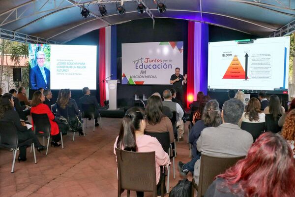 Instan a posicionar los desafíos de la educación en la agenda nacional