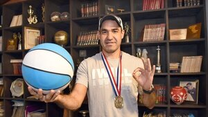 Paragua anuncia su retiro definitivo