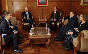 Diario HOY | Ministerio de Defensa inicia proceso de transición