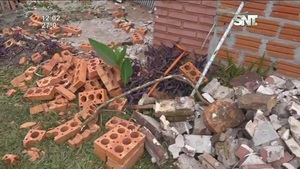 CDE: Chocaron dos veces la misma casa - SNT