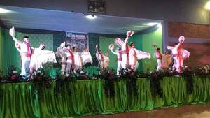 Con un colorido desfile estudiantil celebran aniversario de los 236 años de fundación de Itacurubí del Rosario - .::RADIO NACIONAL::.
