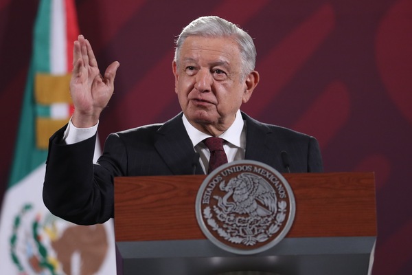 López Obrador nombra a un militar como nuevo director de las aduanas de México - MarketData