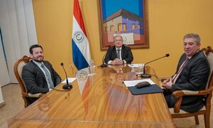 Ministros del TSJE destacan confiabilidad del proceso electoral