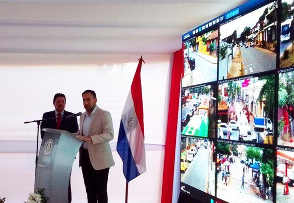 Felipe Salomón destaca renovado sistema de videovigilancia del 911 - San Lorenzo Hoy