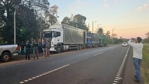 Incautan tres camiones con toneladas de productos frutihortícolas - Noticias Paraguay