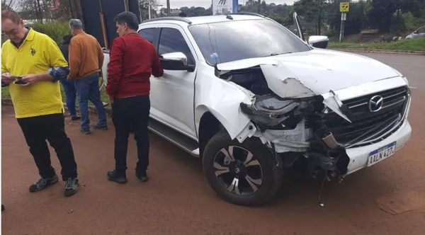 Gobernador colo’o Roberto González Vaesken sufrió un accidente de tránsito
