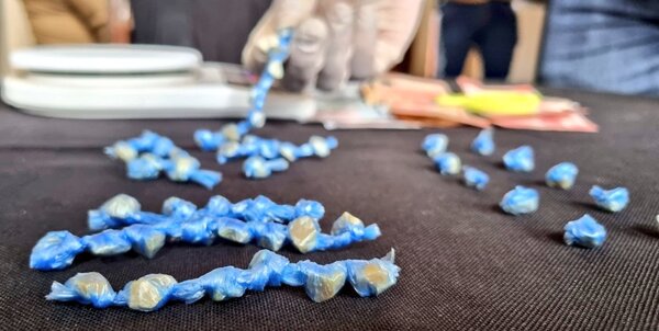 Diario HOY | Desbaratan boca de expendio de drogas en Luque