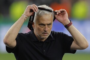 Diario HOY | Suspenden a Mourinho por insultos a árbitro en final de Europa League