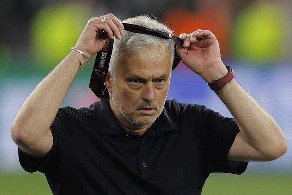 Diario HOY | Suspenden a Mourinho por insultos a árbitro en final de Europa League