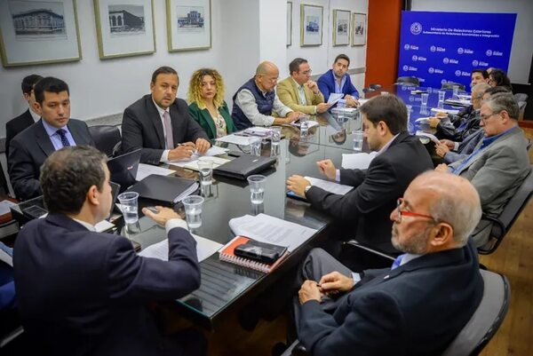 Peaje fluvial: concluyen que informe de Argentina no justifica el cobro - Nacionales - ABC Color