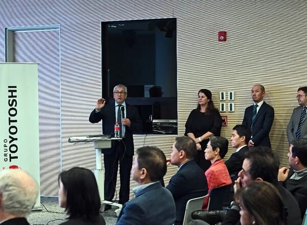 Presentación de servicios para soluciones empresariales - Empresariales - ABC Color