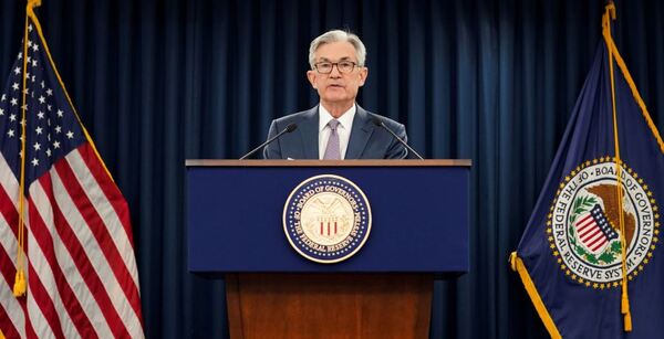Powell asegura que no subirá las tasas