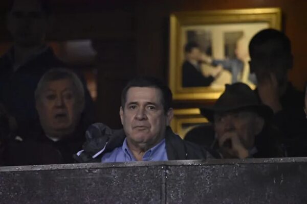 Expulsión de Soria fue por críticas “destructivas” y porque “lesionaron la dignidad y don de persona” de Cartes - Política - ABC Color